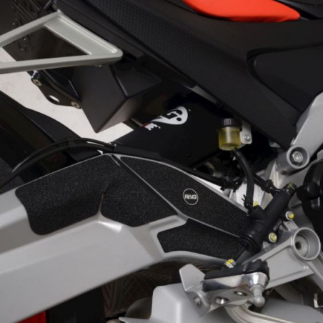 R&G Boot Guard Kit for Aprilia RS660 '21-